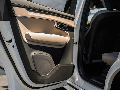 New 2026 Volvo XC90 T8 Ultra AWD/4WD image 36
