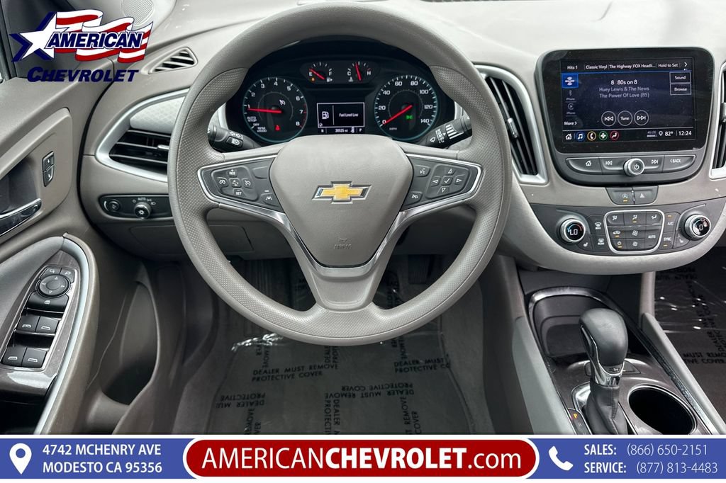 Used 2025 Chevrolet Malibu LT FWD image 18