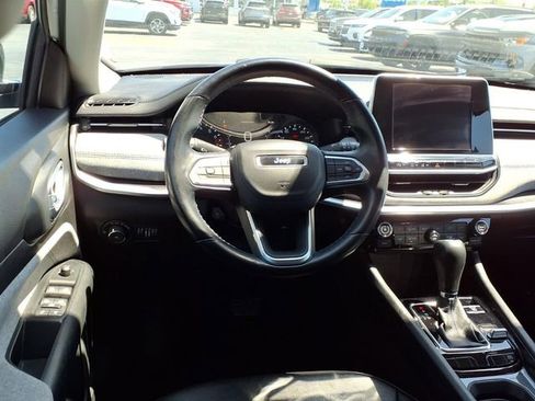 Used 2022 Jeep Compass Latitude w/ Convenience Group image 6