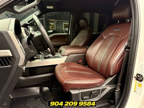 Used 2016 Ford F150 Platinum w/ Equipment Group 701A Luxury AWD/4WD image 23