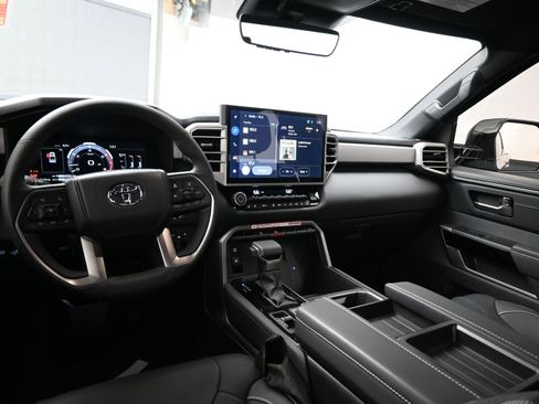 Used 2026 Toyota Tundra Limited image 18