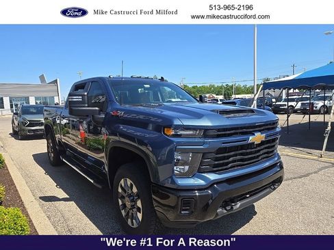 Used 2025 Chevrolet Silverado 2500 Custom w/ Custom Convenience Package AWD/4WD image 3