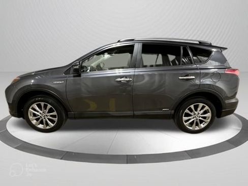 Used 2018 Toyota RAV4 Limited AWD/4WD image 6