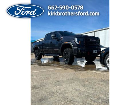 Used 2024 GMC Sierra 2500 AT4 w/ AT4 Preferred Package AWD/4WD image 1