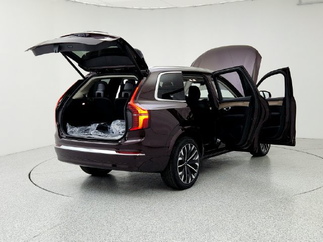 New 2025 Volvo XC90 T8 Plus w/ Protection Package Premier AWD/4WD image 11