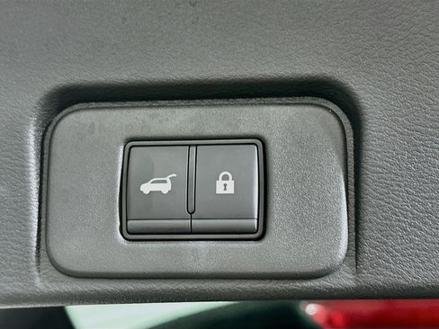 Used 2023 Nissan Rogue SL w/ SL Premium Package FWD image 31