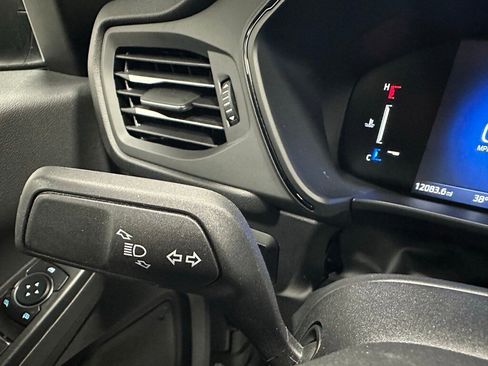 Used 2025 Ford Escape ST-Line image 21