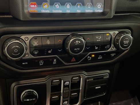 Used 2020 Jeep Gladiator Rubicon image 26