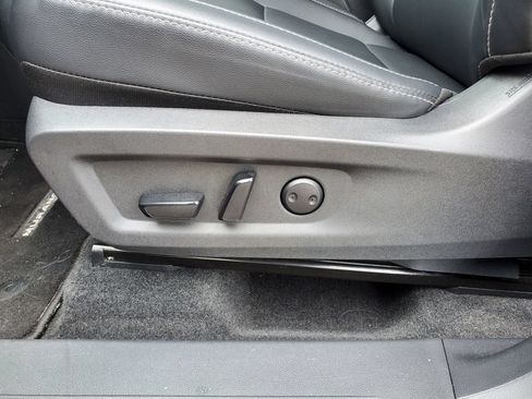 Used 2025 Nissan Murano SV w/ Cargo Package AWD/4WD image 18