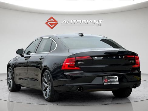 Used 2018 Volvo S90 T5 Momentum image 9