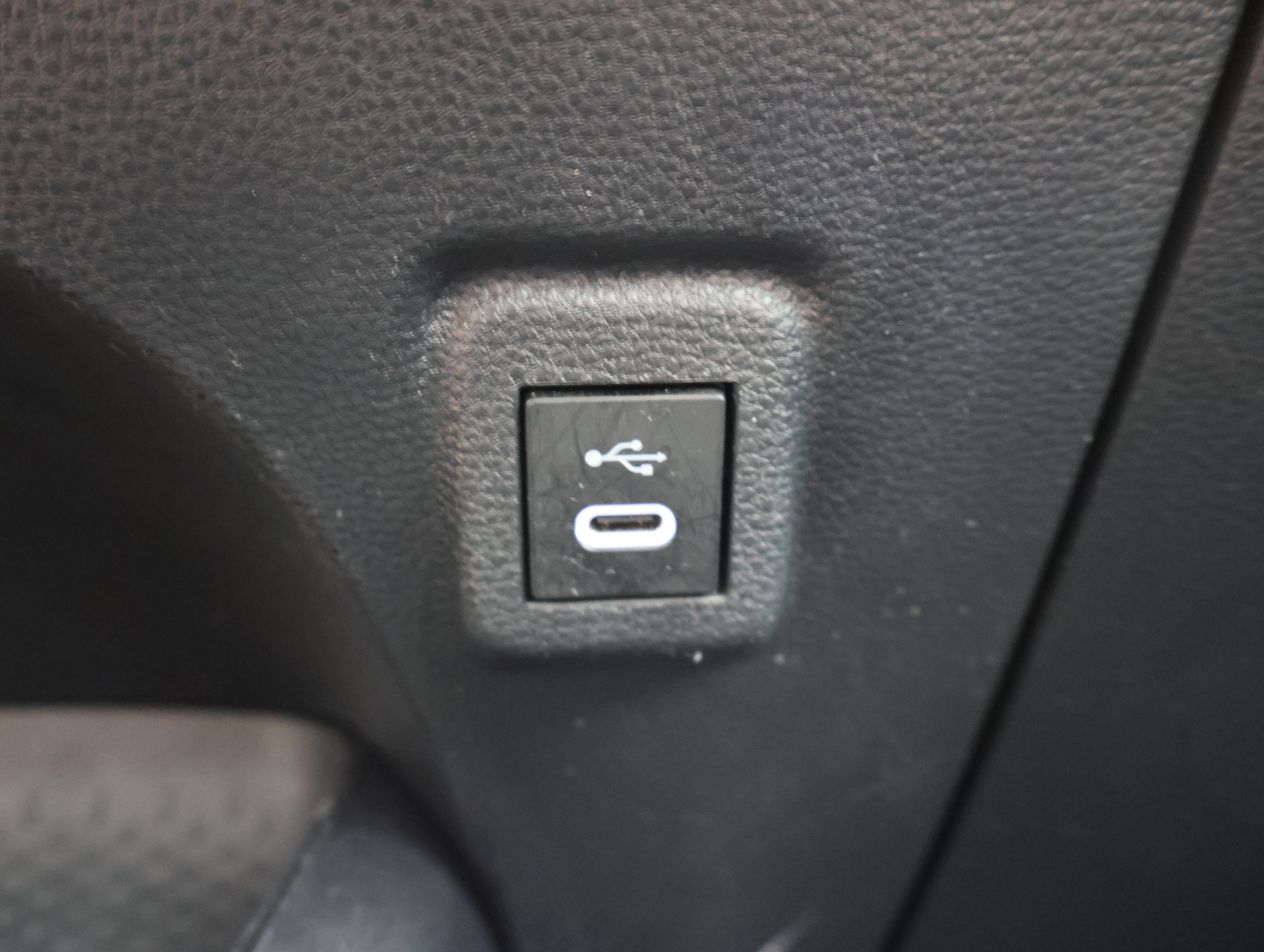 Used 2024 Toyota Corolla LE FWD image 50