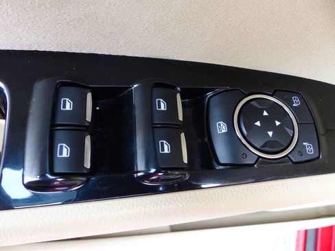 Used 2014 Ford Fusion SE image 22