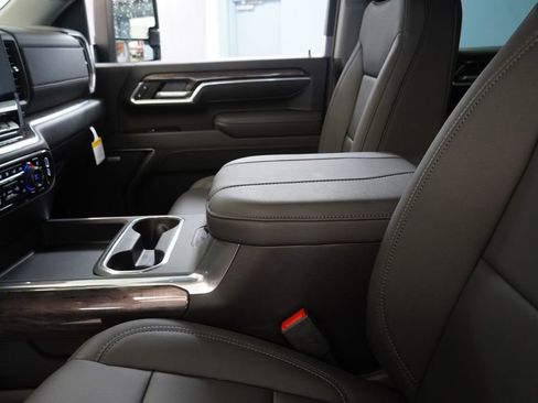 New 2026 Chevrolet Silverado 2500 LTZ w/ LTZ Plus Package image 7