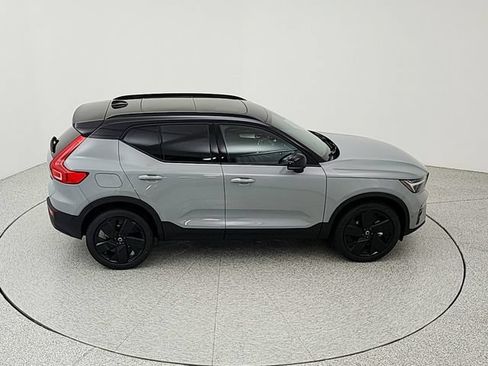 New 2026 Volvo XC40 B5 Ultra w/ Climate Package AWD/4WD image 16