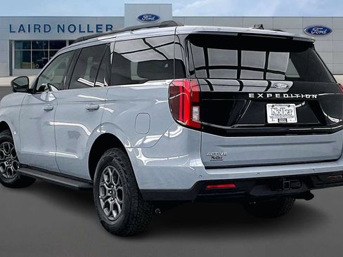 New 2025 Ford Expedition Active AWD/4WD image 3