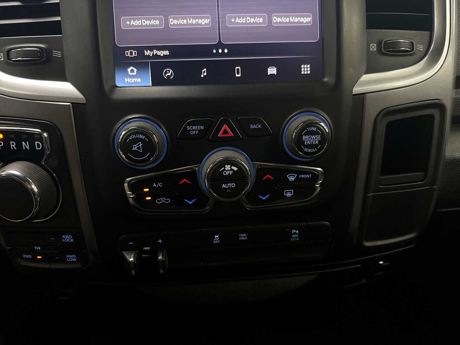 Used 2022 RAM 1500 Classic SLT w/ Electronics Group AWD/4WD image 16
