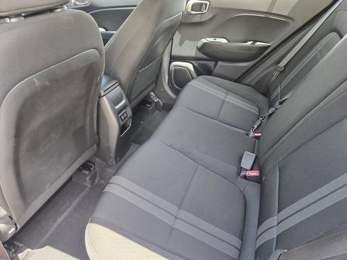 Used 2025 Hyundai Venue SEL FWD image 30