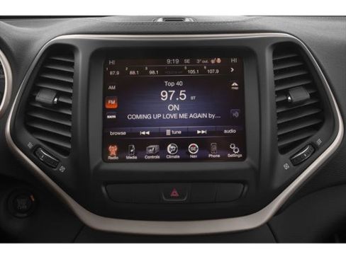 Used 2015 Jeep Cherokee Limited w/ Luxury Group FWD image 13