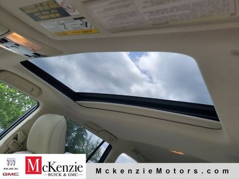 Used 2021 Lexus GX 460 Premium w/ Premium Package AWD/4WD image 10