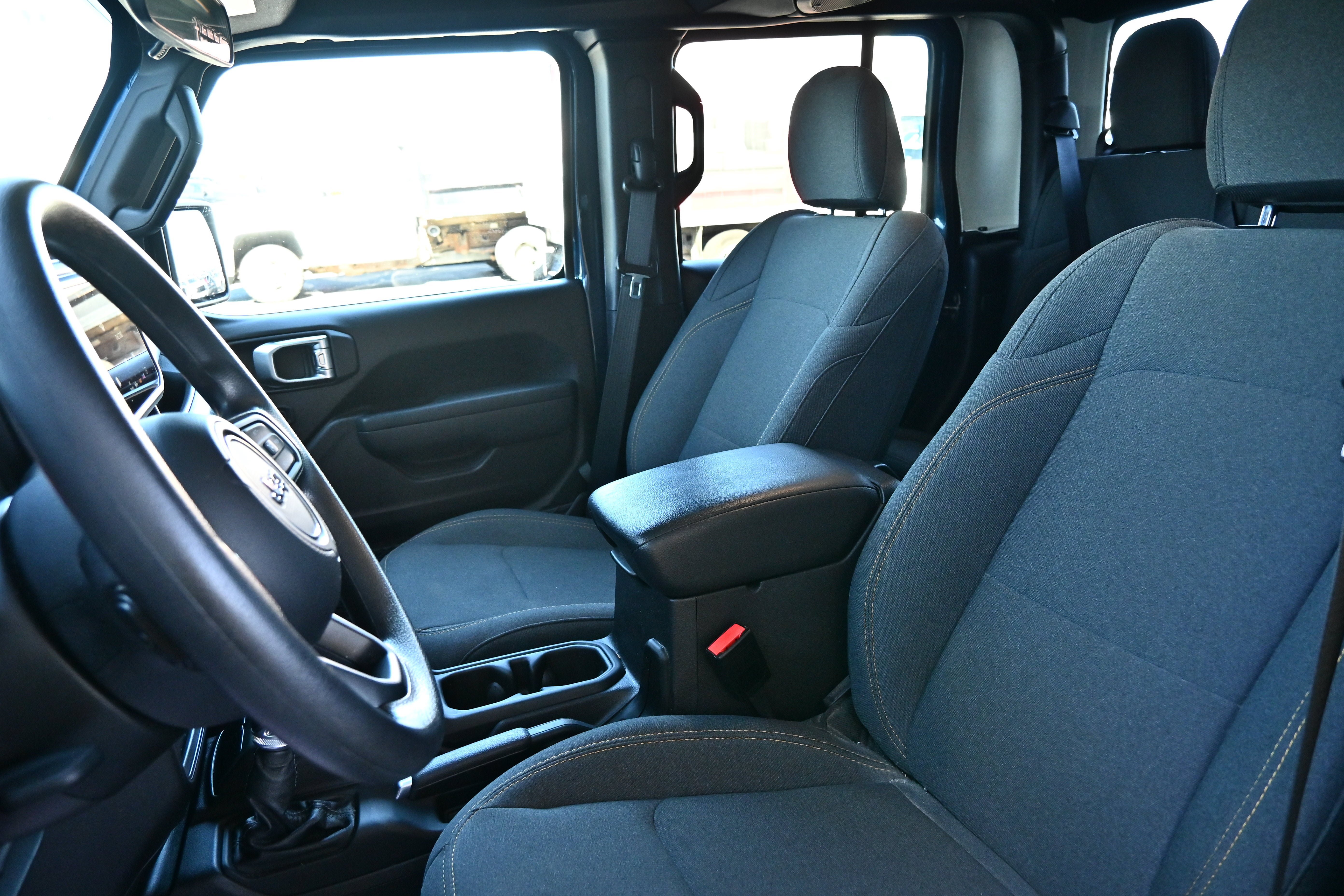 Used 2025 Jeep Gladiator Sport AWD/4WD image 22