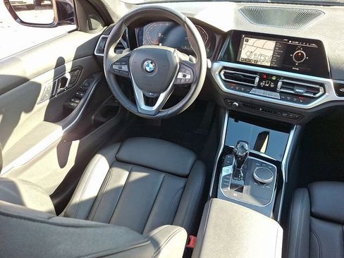 Used 2019 BMW 330i xDrive 330i xDrive w/ Convenience Package image 14