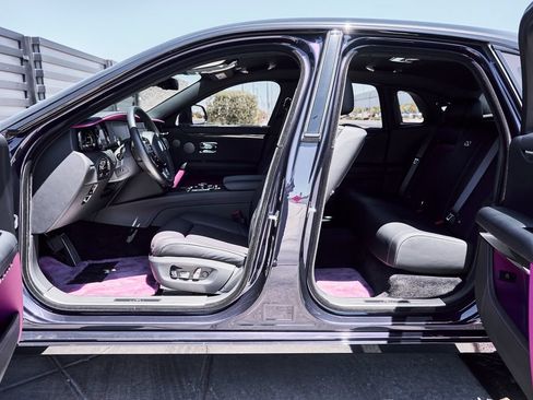 Used 2024 Rolls-Royce Ghost Black Badge AWD/4WD image 34