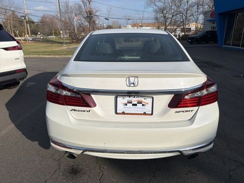 Certified 2017 Honda Accord Sport image 12
