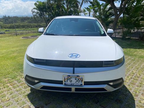Certified 2024 Hyundai Ioniq 5 SEL RWD image 2
