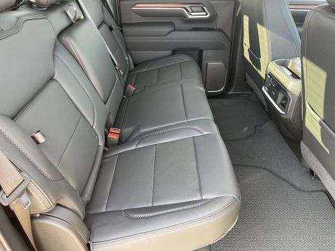 New 2025 GMC Sierra 2500 Denali w/ Technology Package AWD/4WD image 25