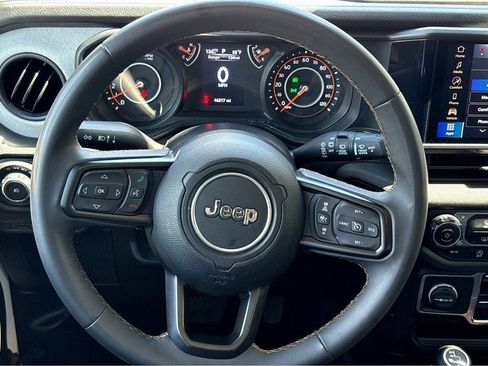 Used 2024 Jeep Wrangler Unlimited Sport AWD/4WD image 11