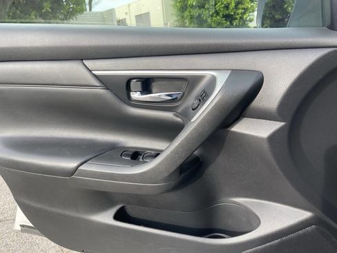 Used 2015 Nissan Altima 2.5 S image 18