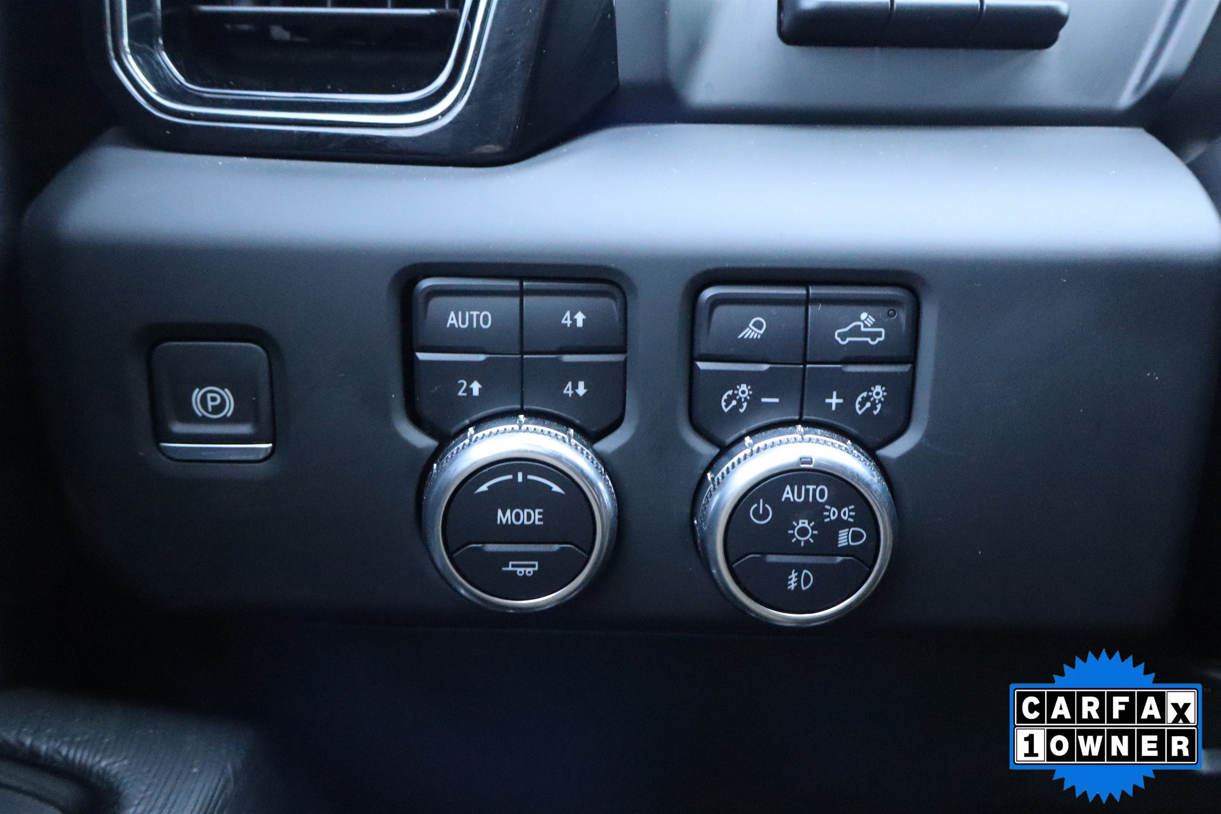 Used 2025 GMC Sierra 2500 AT4X w/ AT4X AEV Edition AWD/4WD image 35