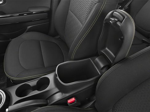 Used 2014 Kia Soul FWD image 17