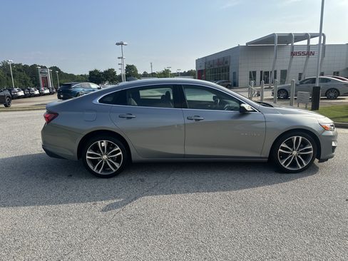 Used 2024 Chevrolet Malibu LT FWD image 4