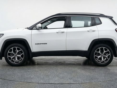Used 2025 Jeep Compass Limited AWD/4WD image 5