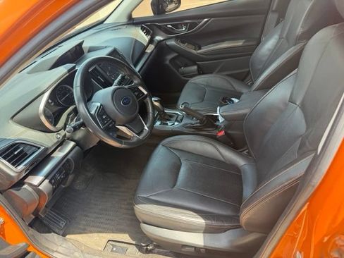 Used 2018 Subaru Crosstrek 2.0i Limited w/ Popular Package #2 AWD/4WD image 2