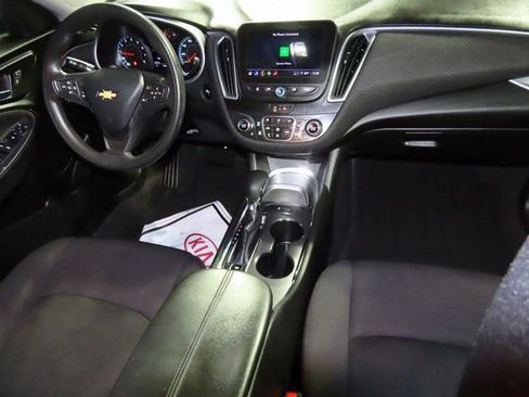 Used 2023 Chevrolet Malibu LT image 17