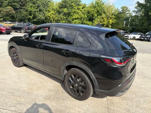 Used 2024 Honda HR-V Sport image 8