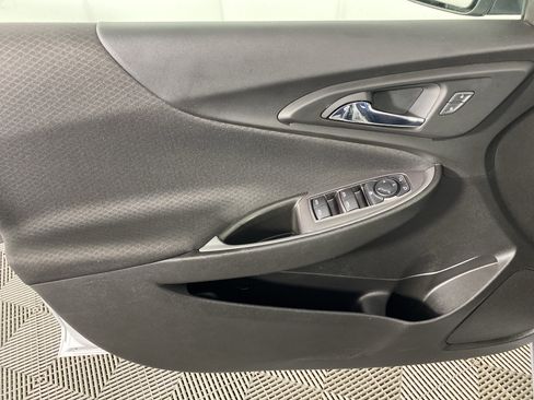 Used 2020 Chevrolet Malibu LS FWD image 13