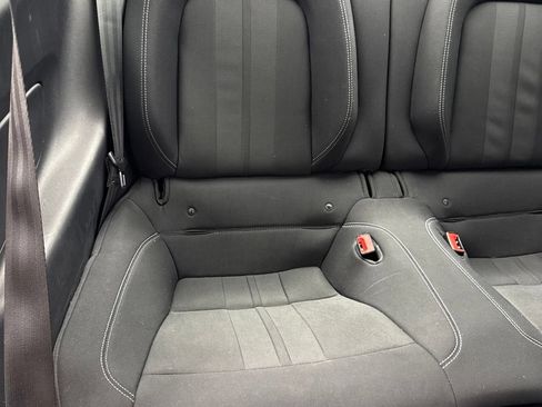 Used 2019 Ford Mustang Coupe RWD image 25