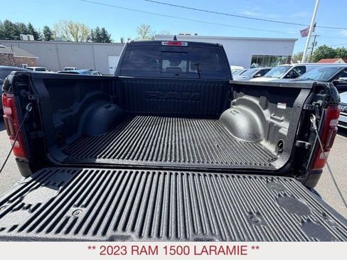 Used 2023 RAM 1500 Laramie AWD/4WD image 19