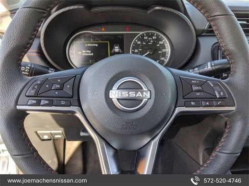 New 2025 Nissan Versa SR w/ Trunk Package image 12