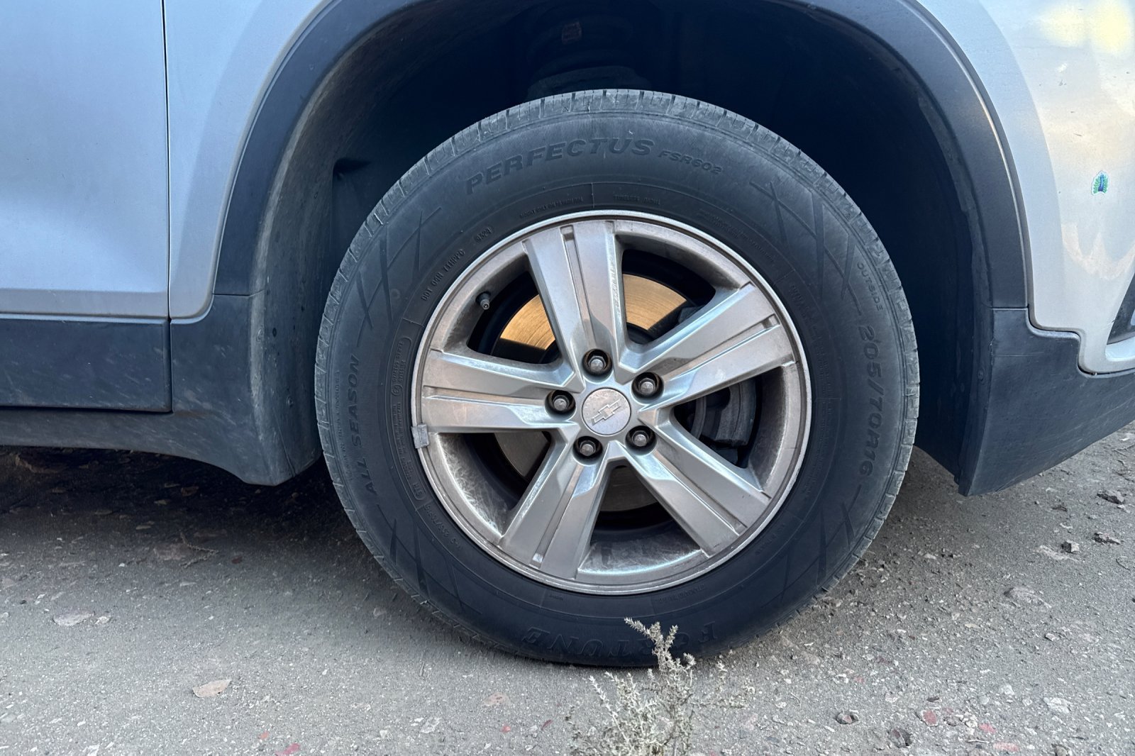 Used 2018 Chevrolet Trax LT w/ LT Convenience Package AWD/4WD image 3