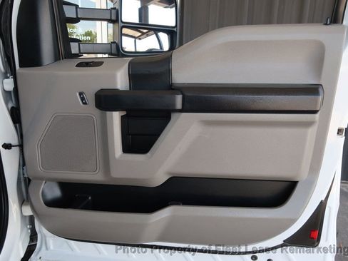 Used 2021 Ford F250 XL w/ Power Equipment Group AWD/4WD image 24