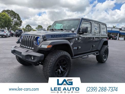 Used 2018 Jeep Wrangler Unlimited Sport S AWD/4WD image 7
