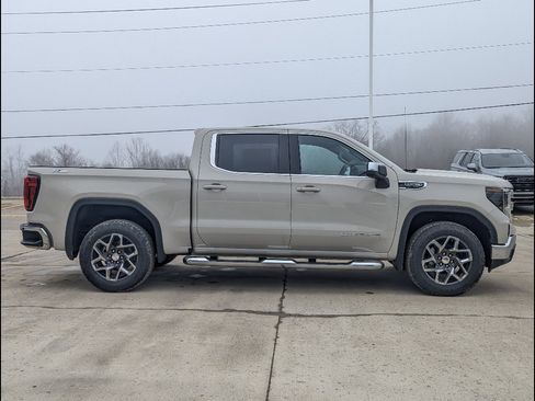 New 2026 GMC Sierra 1500 SLE w/ X31 Off-Road Package AWD/4WD image 6