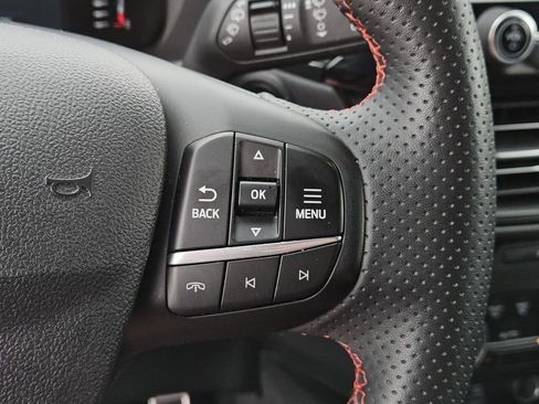 Used 2023 Ford Escape ST-Line image 18