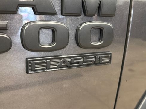 Used 2022 RAM 1500 Warlock AWD/4WD image 41