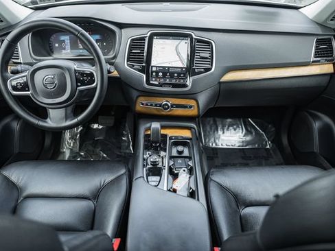 Certified 2023 Volvo XC90 B6 Plus AWD/4WD image 21