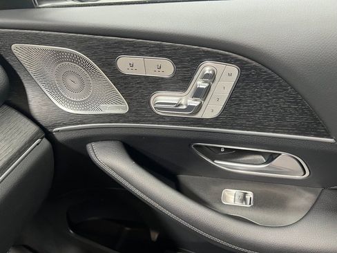 Used 2025 Mercedes-Benz GLE 450 4MATIC image 27